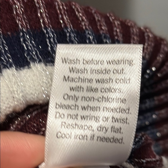 Nine West XS Metallic Striped Crew Neck Sweater Cream, Blue - Picture 4 of 8